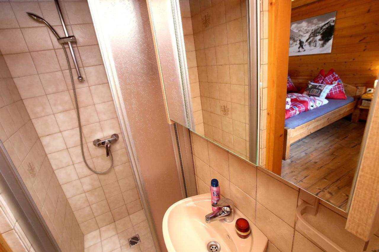 Tauernhuette Villa Пиезендорф Екстериор снимка